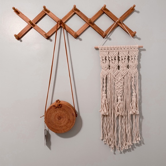 Round Rattan Crossbody Bag - Picture 2 of 6